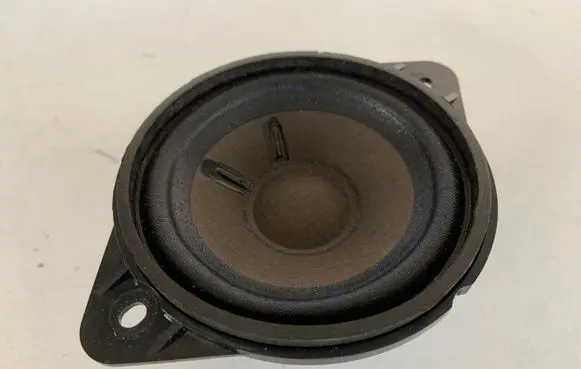 Audi Q7 4L Panel speaker 4F0035412B