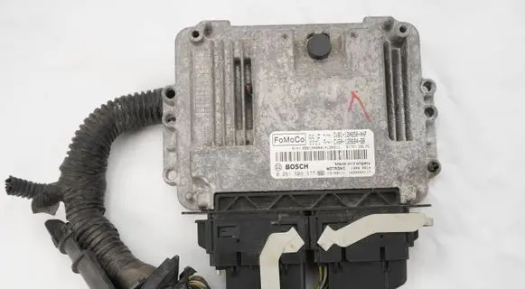 Ford Focus Engine control unit/module CV6112A650ANF CV6A12B684BB