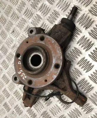 Citroen DS5 Front wheel hub