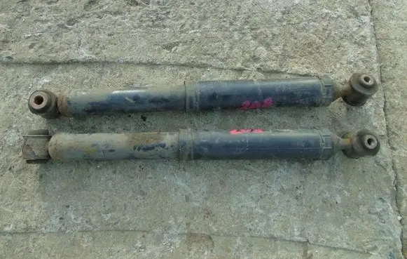 Peugeot 208 Rear shock absorber/damper