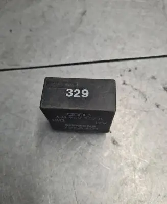Audi A6 S6 C4 4A Other relay 441959257B 79FA401