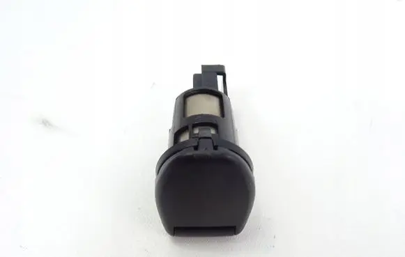 Nissan Qashqai 12 V Socket (front) 