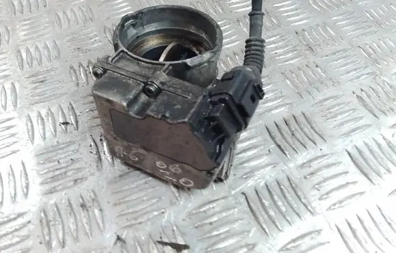 Audi A6 S6 C6 4F Throttle valve
