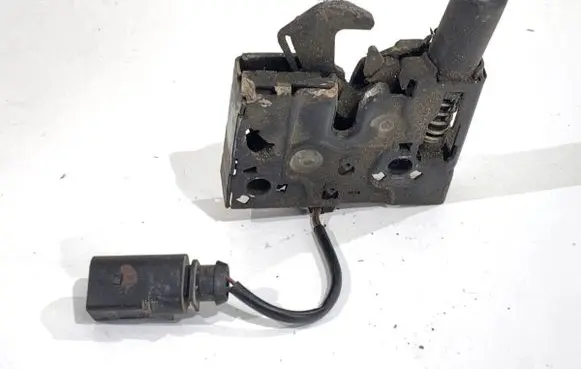 Audi Q8 Engine bonnet/hood lock/catch 4M8823509