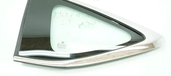 Honda CR-V Rear side window