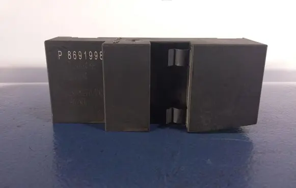 Volvo XC90 ESP (stability system) control unit 8691998