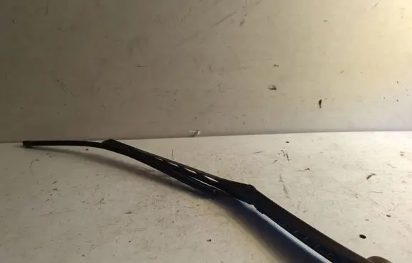 BMW 5 E60 E61 Windshield/front glass wiper blade 