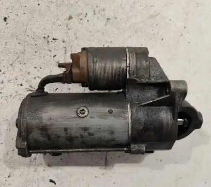 Renault Megane II Starter motor 8200628419