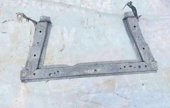 Renault Scenic II - Grand scenic II Radiator support slam panel