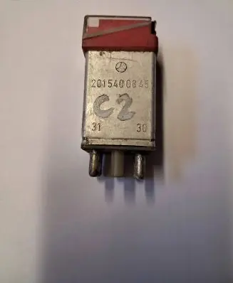 Mercedes-Benz E W124 Other relay 2015400845