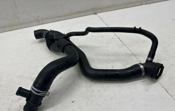 Skoda Octavia Mk4 Engine coolant pipe/hose 3Q0121049AA