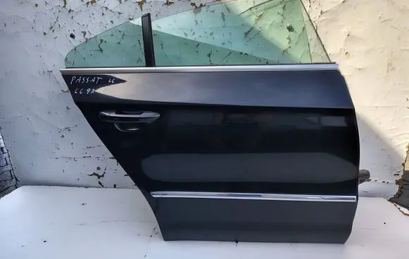 Volkswagen PASSAT CC Rear door 