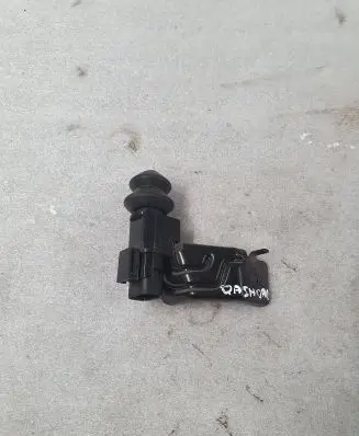 Nissan Qashqai Bonnet alarm switch sensor 