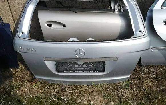 Mercedes-Benz ML W164 Tailgate/trunk/boot lid