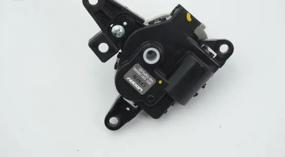 KIA Carens III A/C air flow flap actuator/motor D267UABAA02