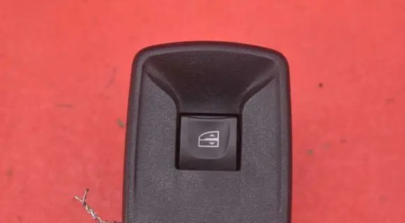 Dacia Sandero Electric window control switch 00235634