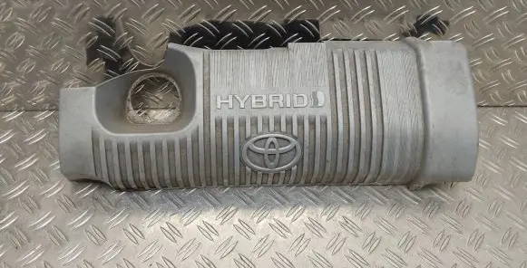Toyota Yaris Engine cover (trim) 1121221080