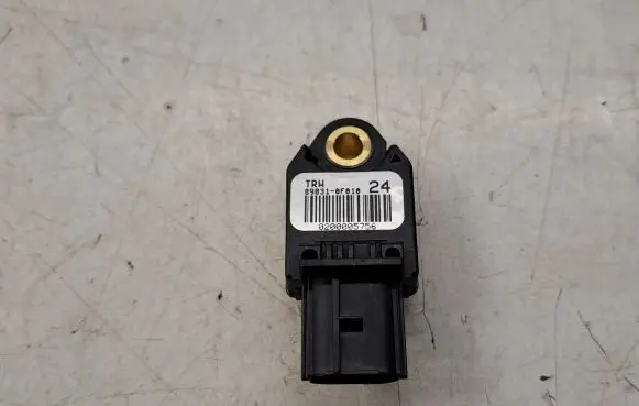Toyota Verso Airbag deployment crash/impact sensor 898310F010