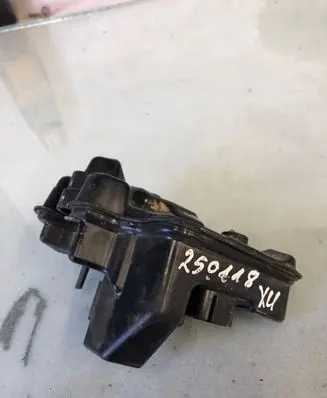 BMW X4 G02 Vacuum air tank 8581292