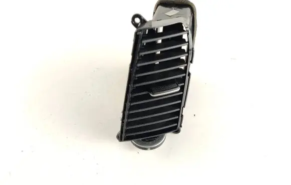 Hyundai Santa Fe Dash center air vent grill 974202B000 E1979