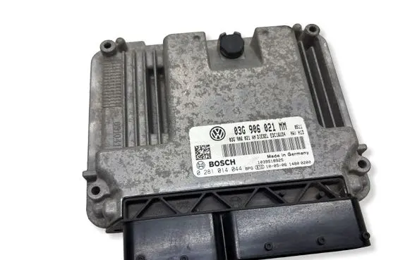 Volkswagen Touran I Engine control unit/module 03G906021MM