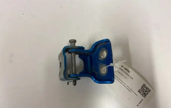 Citroen C3 Rear door upper hinge A075091