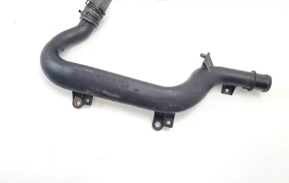 Volkswagen Transporter - Caravelle T5 Engine coolant pipe/hose 7H0121065L 7H0121051E