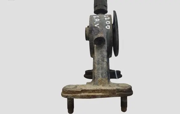Toyota Avensis T270 Gearbox mount AV91687
