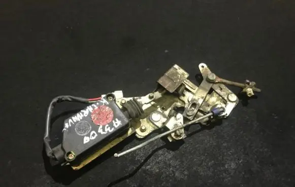 KIA Carnival Front door lock
