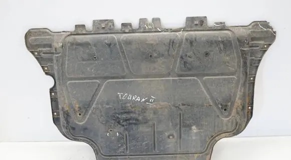Volkswagen Touran III Engine splash shield/under tray 5Q0825236ACR 5Q0825236