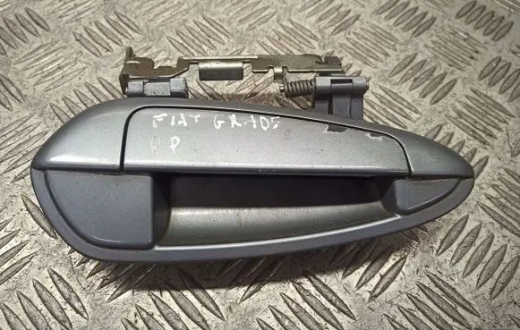 Fiat Grande Punto Front door exterior handle/bracket 