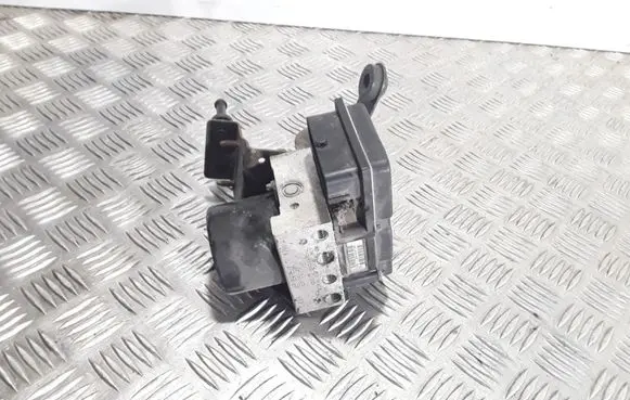 Volkswagen Polo IV 9N3 ABS Pump 0265231712 6Q0614117S