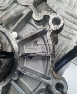 Opel Astra H Vacuum pump