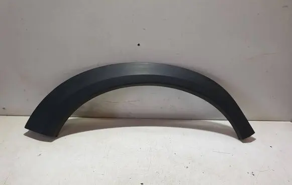 Volvo XC70 Rear arch trim 31283107