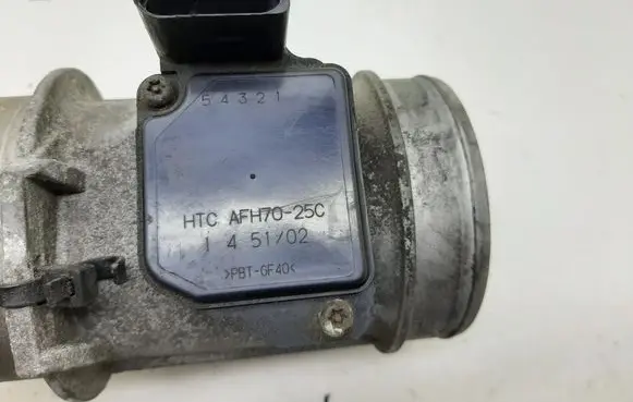 Audi A6 Allroad C5 Mass air flow meter AFH7025C 059906461D