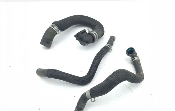 Hyundai Kona I Engine coolant pipe/hose