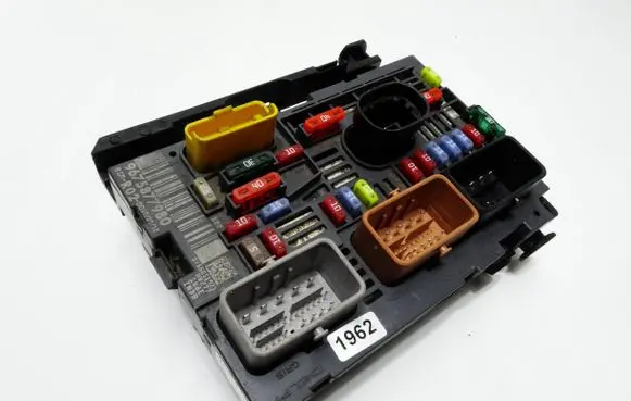 Citroen Berlingo Fuse box set 9675877980 55051921