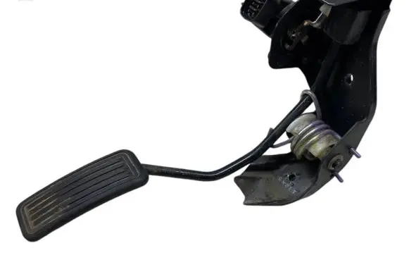Toyota Avensis T250 Accelerator throttle pedal 7811135030