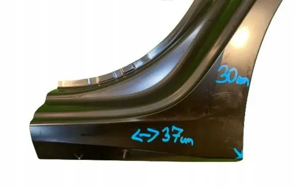 Audi A3 8Y Sill