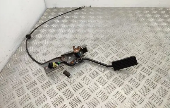 Honda FR-V Accelerator throttle pedal PHB22Q