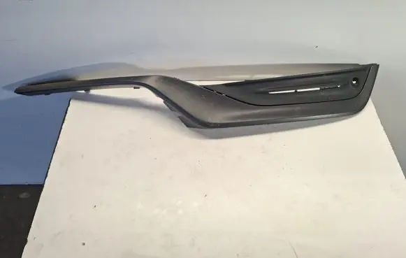 Volvo V60 Front bumper splitter molding 31353654