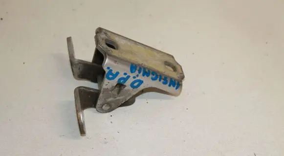 Opel Insignia A Front door lower hinge AO46574 2640 ES03