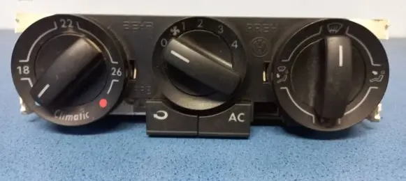 Volkswagen Polo IV 9N3 Climate control unit 6Q0820045G