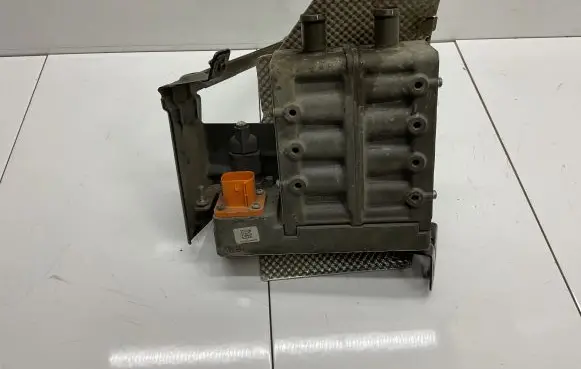 Volkswagen Golf VII Electric engine pre-heating system (optional) 12E963231F