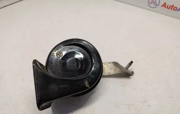 BMW X3 E83 Horn signal 3440389 61333440389 61337195894