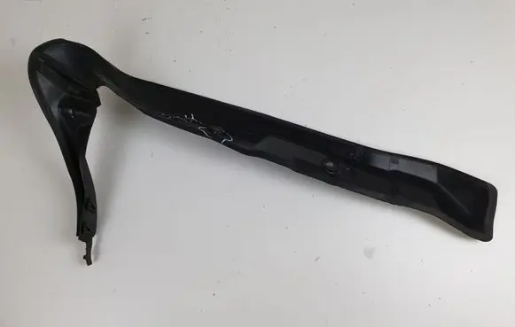 Audi A7 S7 4G Fender end trim 4G8821112A