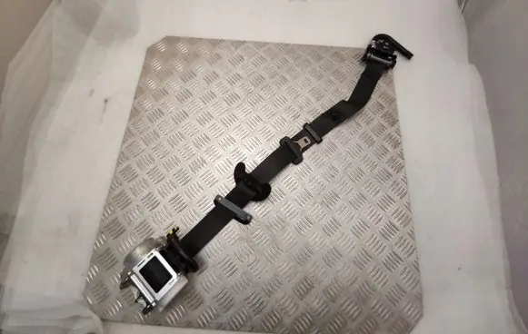Jaguar I-Pace Front seatbelt J9D3611B08CC