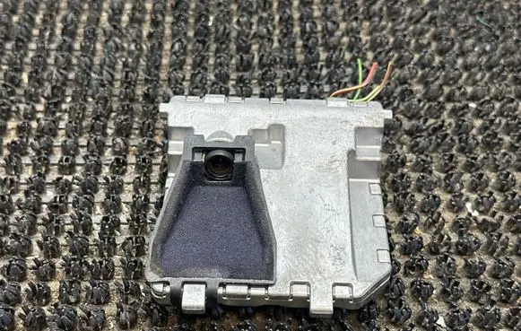 Mercedes-Benz E W212 Windshield/windscreen camera A0009058200 A0009051900 A0029022200
