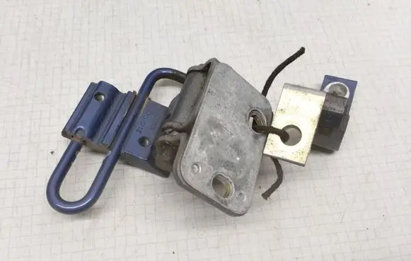 Audi A4 S4 B6 8E 8H Rear door hinge set 8E0833412