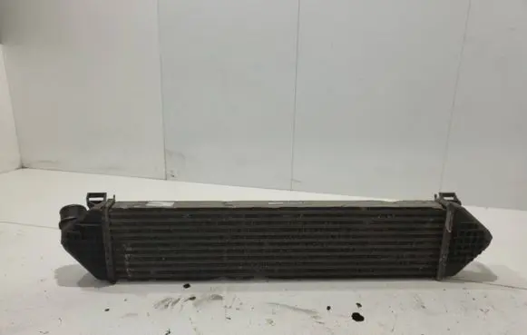 Ford Focus Intercooler radiator 8V619L440AC FCC7A S4213005